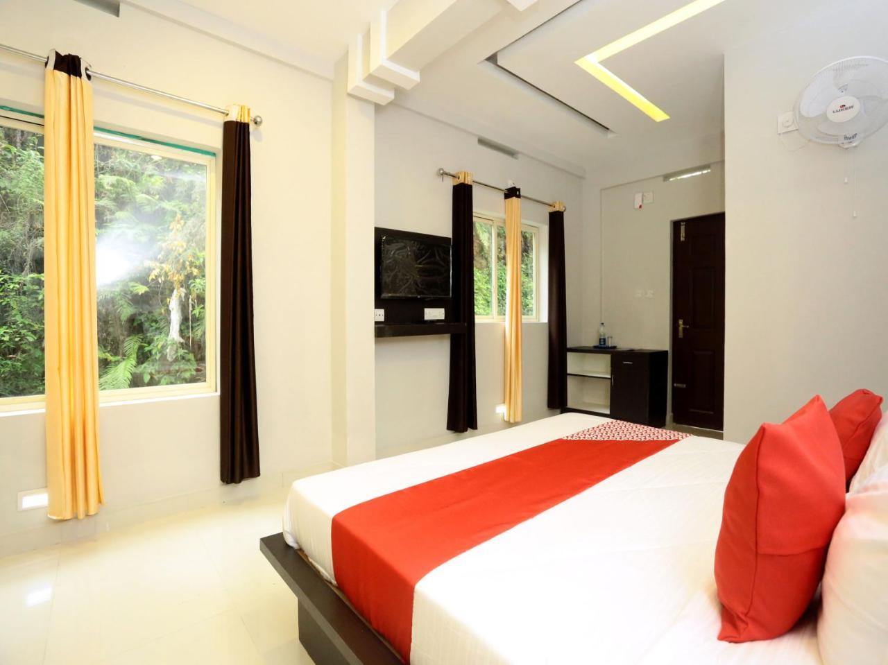 מלון ויטירי Oyo 12978 Igloo Residency מראה חיצוני תמונה