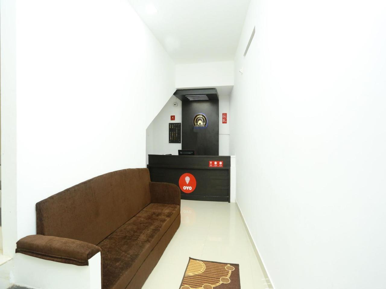 מלון ויטירי Oyo 12978 Igloo Residency מראה חיצוני תמונה