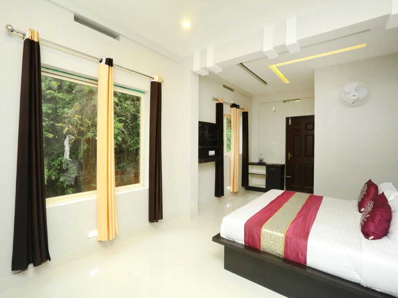 מלון ויטירי Oyo 12978 Igloo Residency מראה חיצוני תמונה