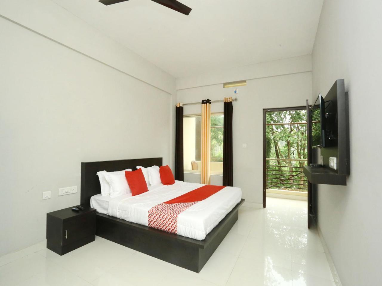 מלון ויטירי Oyo 12978 Igloo Residency מראה חיצוני תמונה