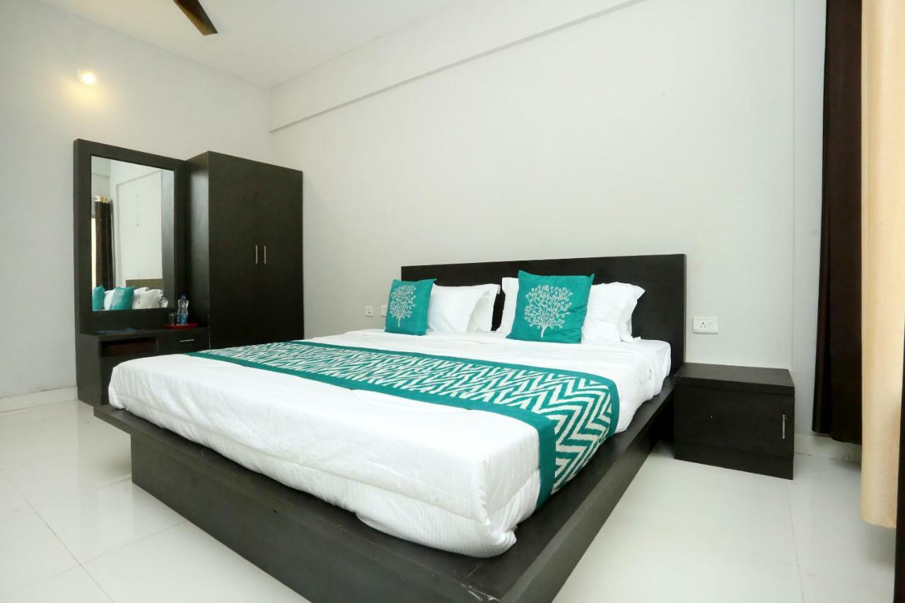 מלון ויטירי Oyo 12978 Igloo Residency מראה חיצוני תמונה